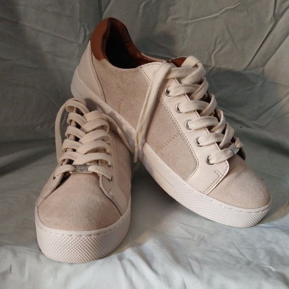 Coach Shoes - Coach Paddy Sneakers EUC